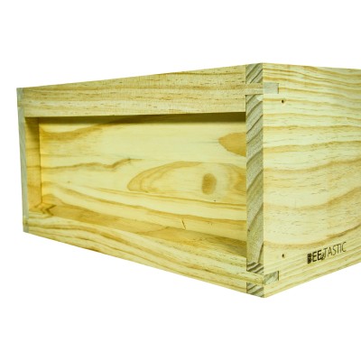 British National Brood Box – New Zealand Pine – Knot Free – Flat Packed – Includes Screws – BEEtastic UK British National Brood Box – New Zealand Pine – Knot Free – Flat Packed – Includes Screws – BEEtastic UK