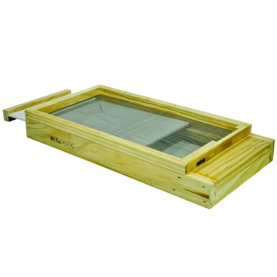 British National Wooden Nuc Box – Complete – New Zealand Pine – Knot Free – Swarm & Split Hive – BEEtastic UK British National Wooden Nuc Box – Complete – New Zealand Pine – Knot Free – Swarm & Split Hive – BEEtastic UK