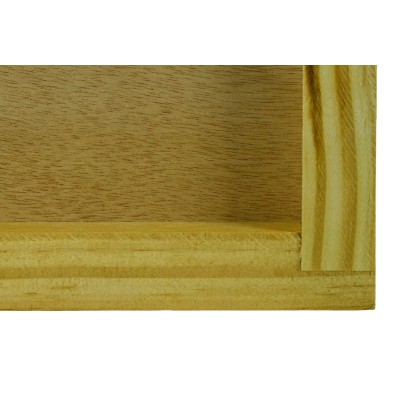 Langstroth Nuc Crown Board – NZ Pine – Feed after splitting or swarm collection. Langstroth Nuc Crown Board – NZ Pine – Feed after splitting or swarm collection.