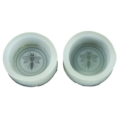 Silicone Soap Mould – Round Queen Bee Design – Pack of 2 | Flexible & Reusable Silicone Soap Mould – Round Queen Bee Design – Pack of 2 | Flexible & Reusable