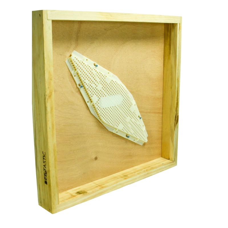 Langstroth Clearing Board – New Zealand Pine – Removable Bee Escape – Multi-Use
