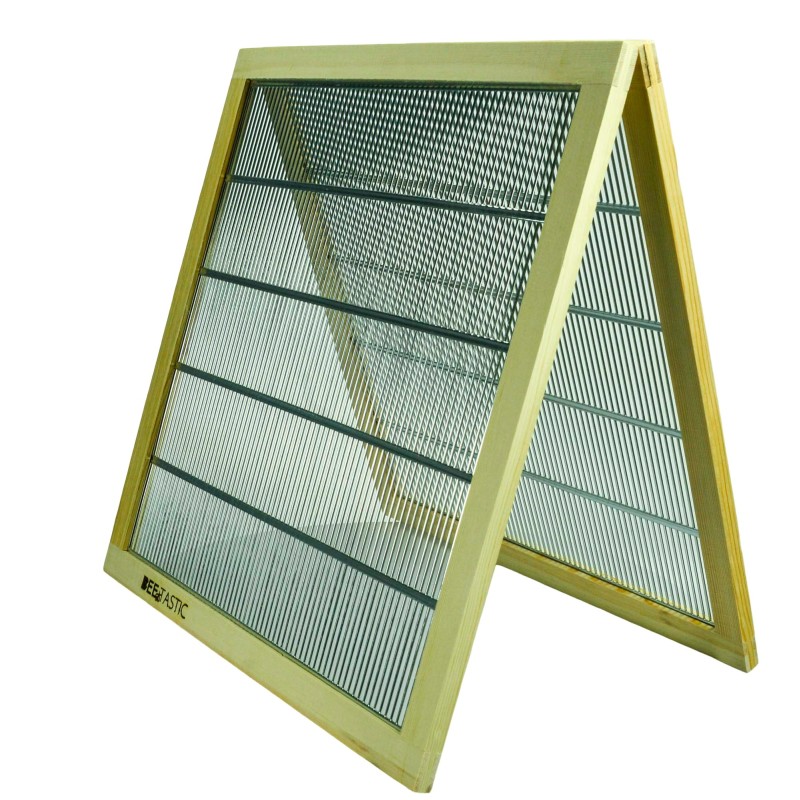 British National Queen Excluders – Pack of 2 – Metal with Wooden Frame – BEEtastic Hive Equipment